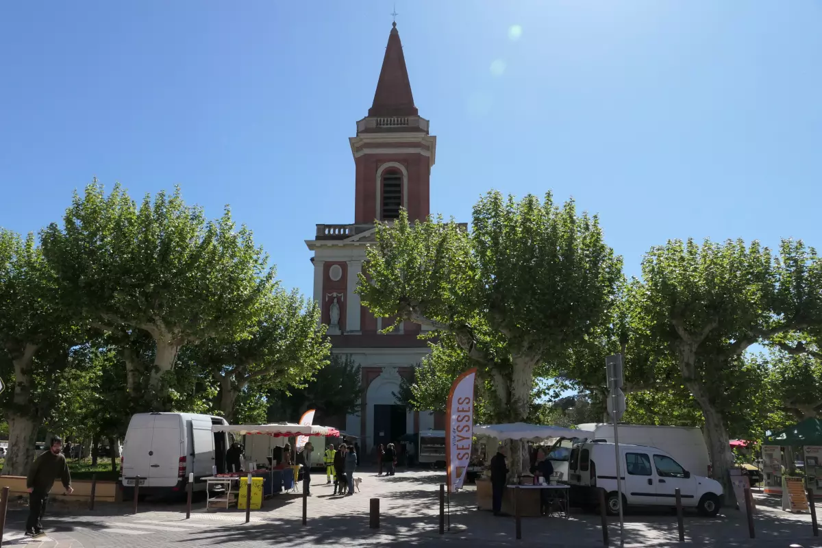 Marché de Plein Vent : Frissons et Gourmandises