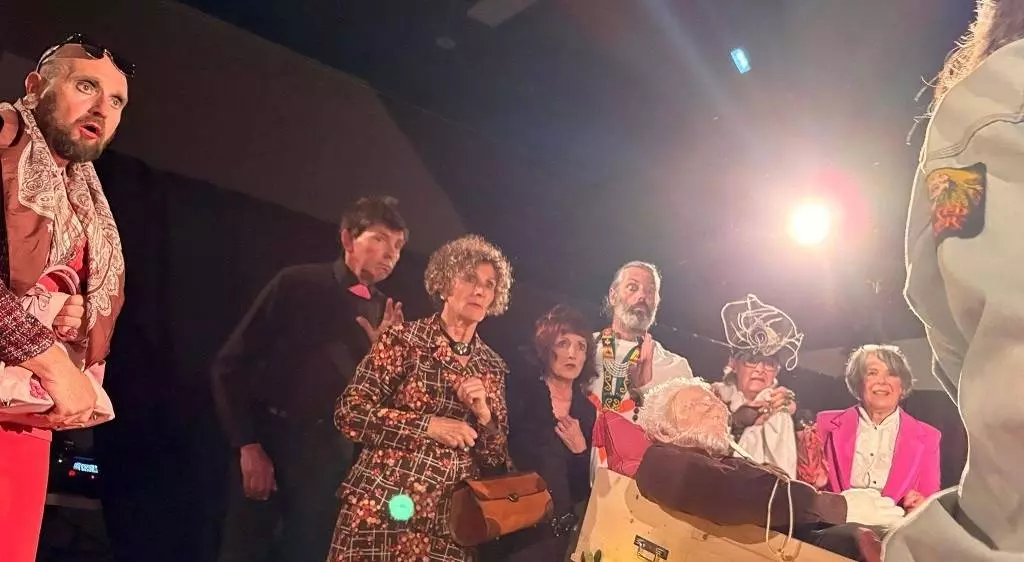 Théâtre : Veillée Funèbre