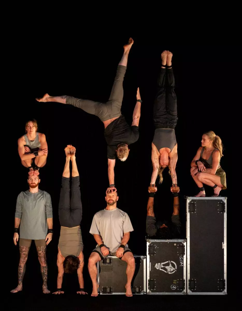 Cirque - Ten thousand hours