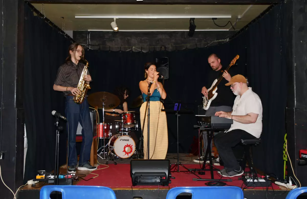 Jam Jazz