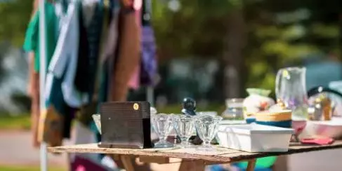 Vide grenier à Peyrouse
