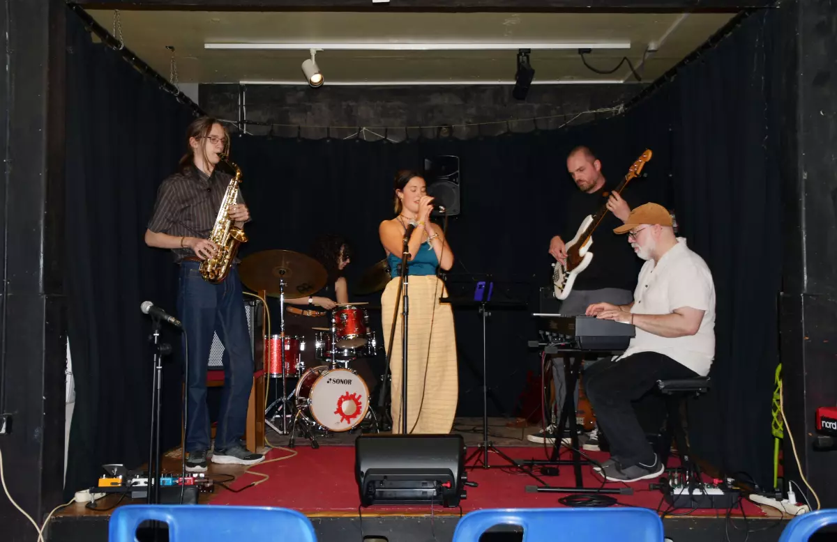 Jam Jazz