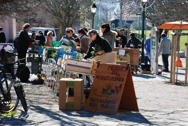 Marché de Claret
