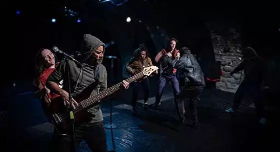 " Occupation " - Cie Création Ephémère - Théâtre de la Maison du Peuple