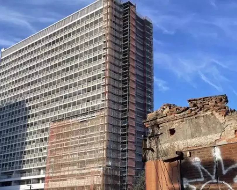 Mémoire d'Une Tour, Récit d'Un Chantier