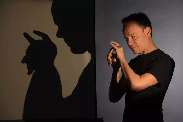 "L'Ombre au piano" : théâtre d'ombres