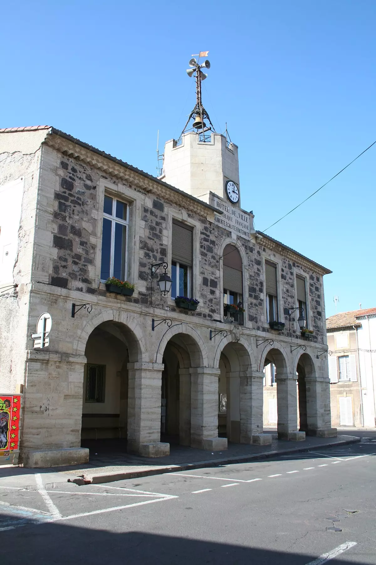 Marché de Bessan