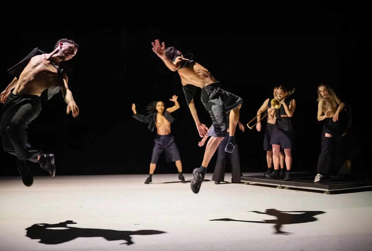 Fugaces | Aina Alegre – Centre Chorégraphique National de Grenoble & Studio Fictif
