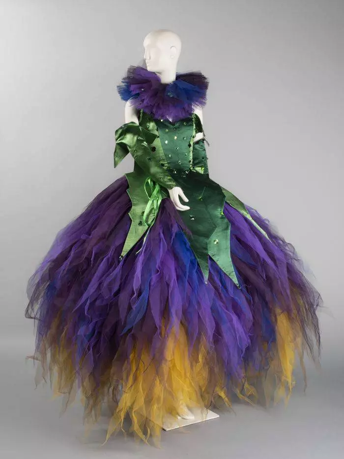Visite Mon Précieux... "Le robe Violette de Popy Moreni"