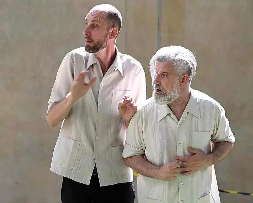 Trois Contes et Quelques