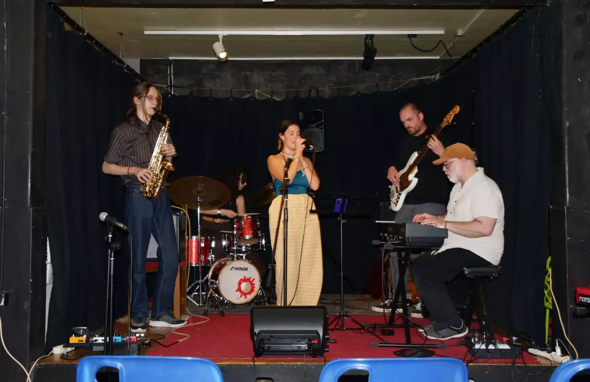 Jam Jazz