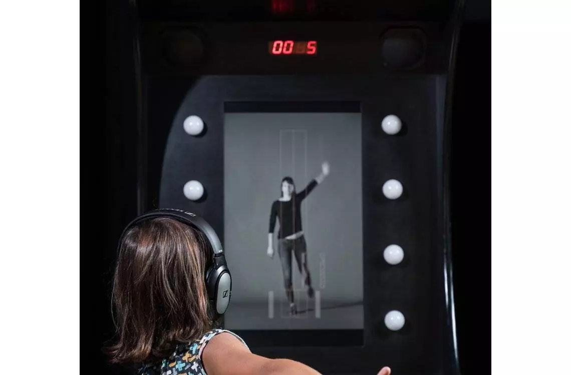Installation - LA MACHINE la borne à danser