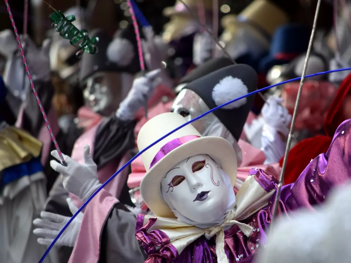 Carnaval de Limoux 2027 - Sortie de Toutes les Bandes