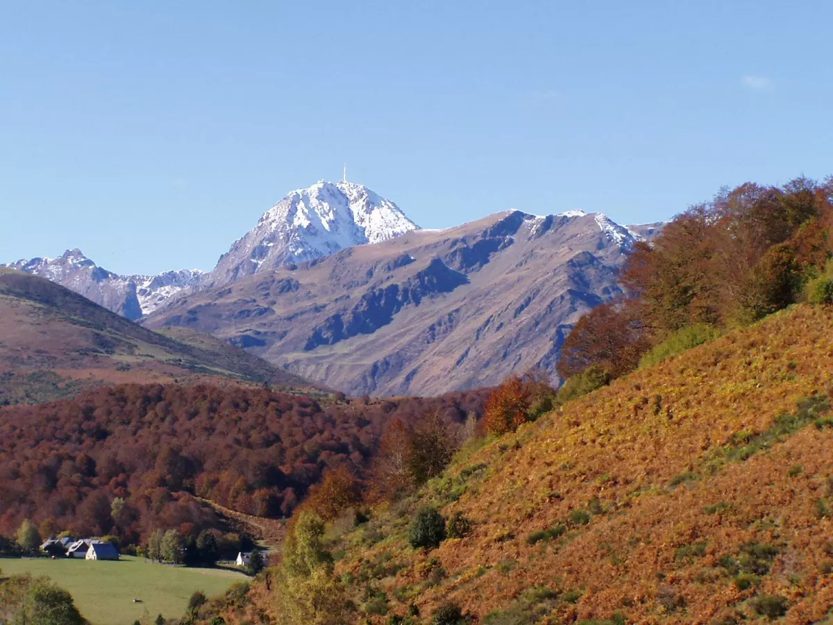Entre prairie de fauche et estives sous le Pic du Midi