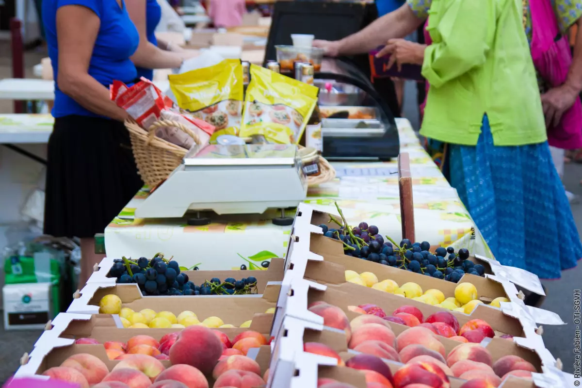Marché de Pouzols