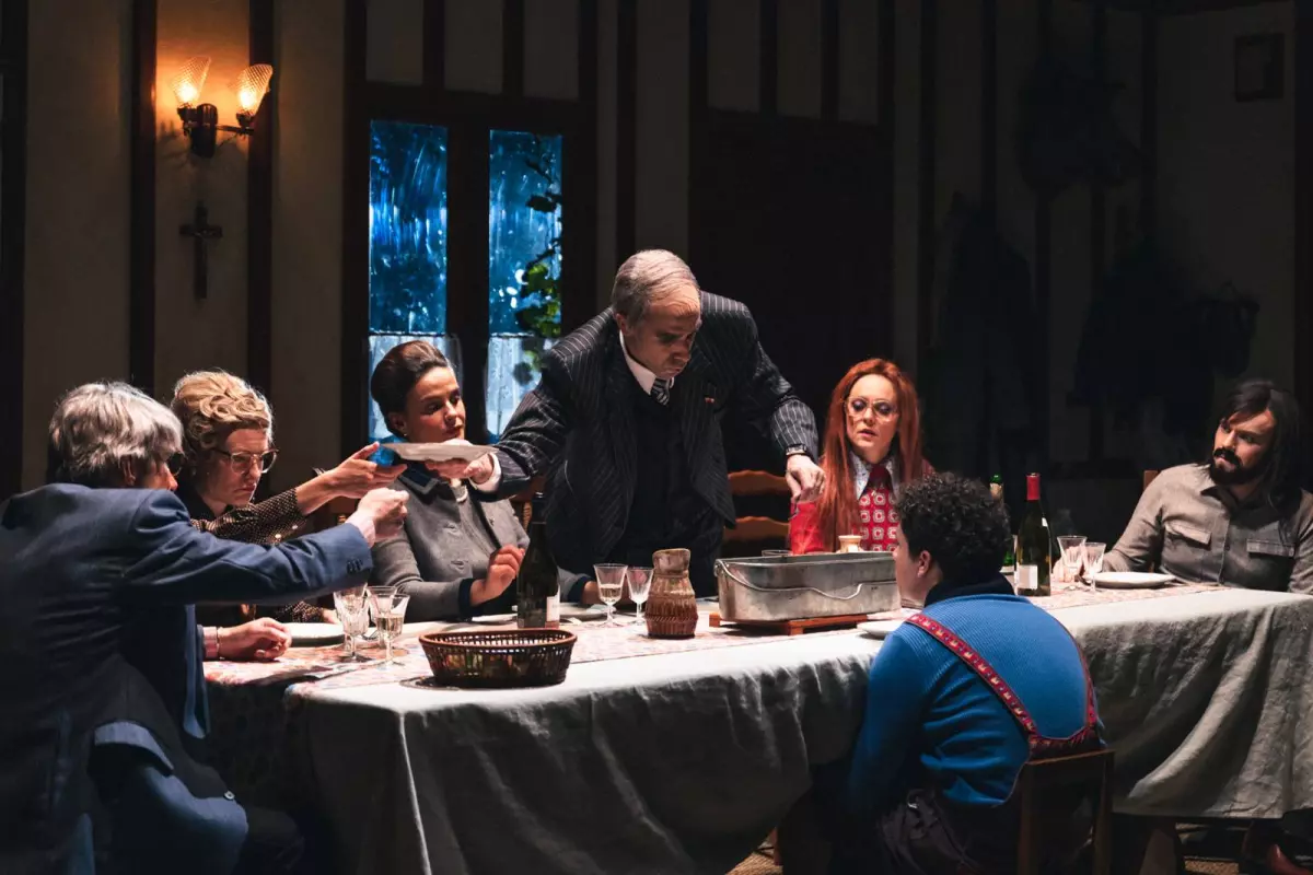 Théâtre - Le dîner chez les français de V. Giscard D’Estaing